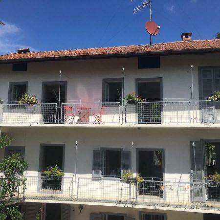 Oleggio Castello Villa Bacchetta - Forest View מראה חיצוני תמונה